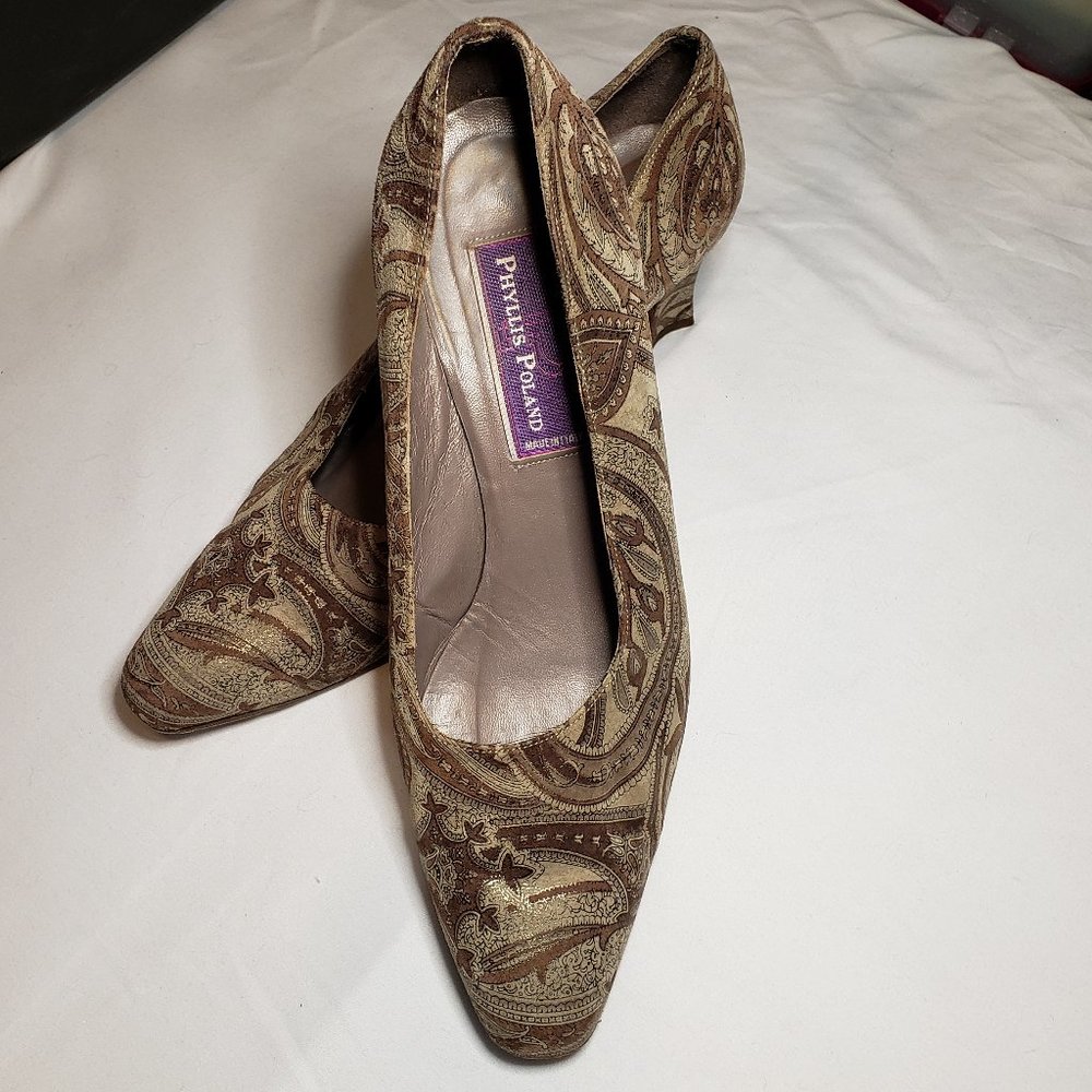 Phyllis Poland 8B Green / Classic Pump